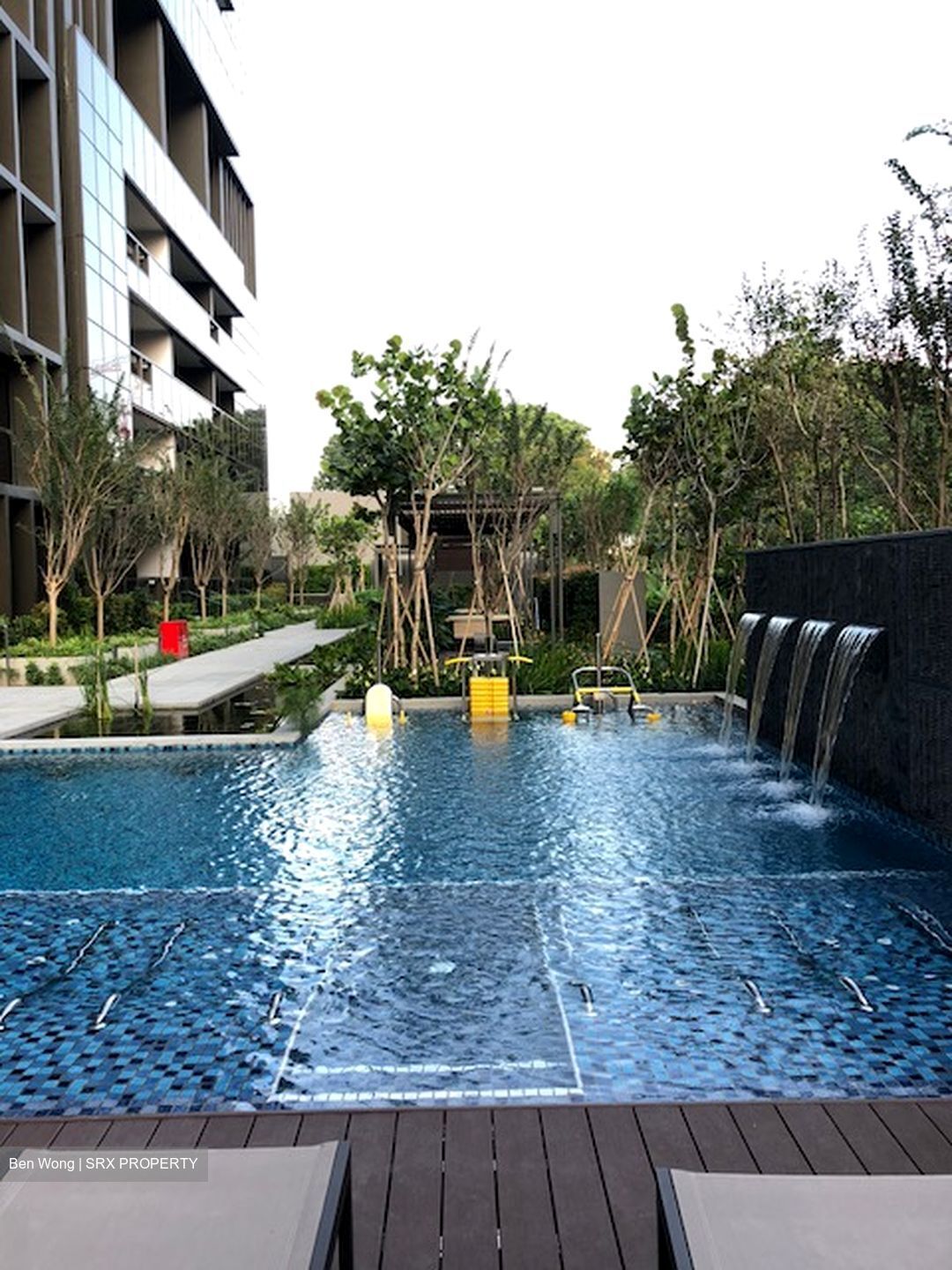 Commonwealth Towers (D3), Condominium #302715251